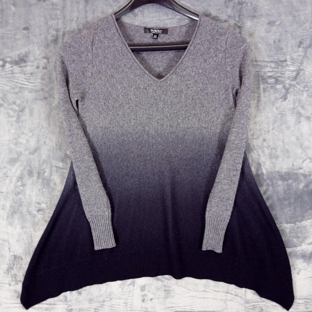 Saks Fifth Avenue Sweater Womens XS Gray Black Cashmere Ombre Tunic V Neck - Picture 6 of 9